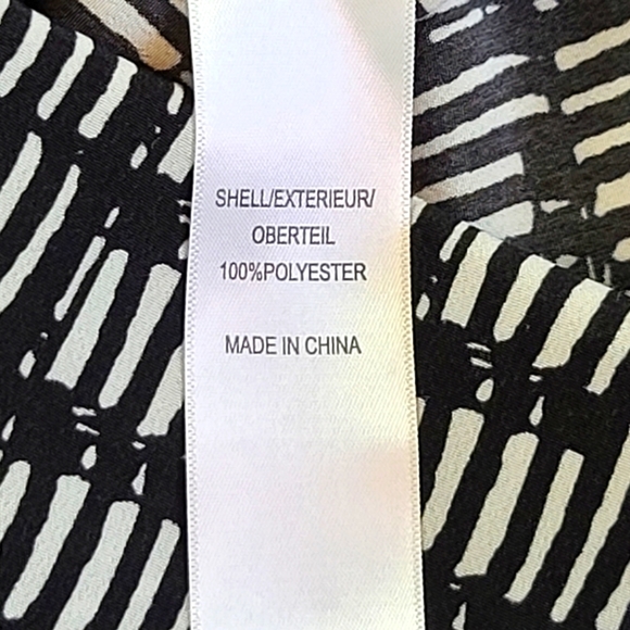 Adrianna Papell Size Large Geometric Print Boxy Blouse Shirt Black and W… - Picture 7 of 7